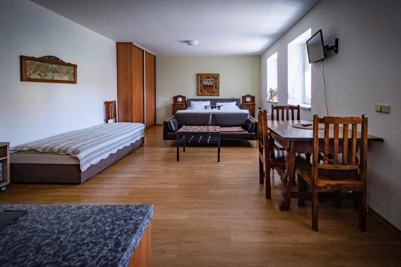 Apartmany Gulliver Mikulov Luaran gambar
