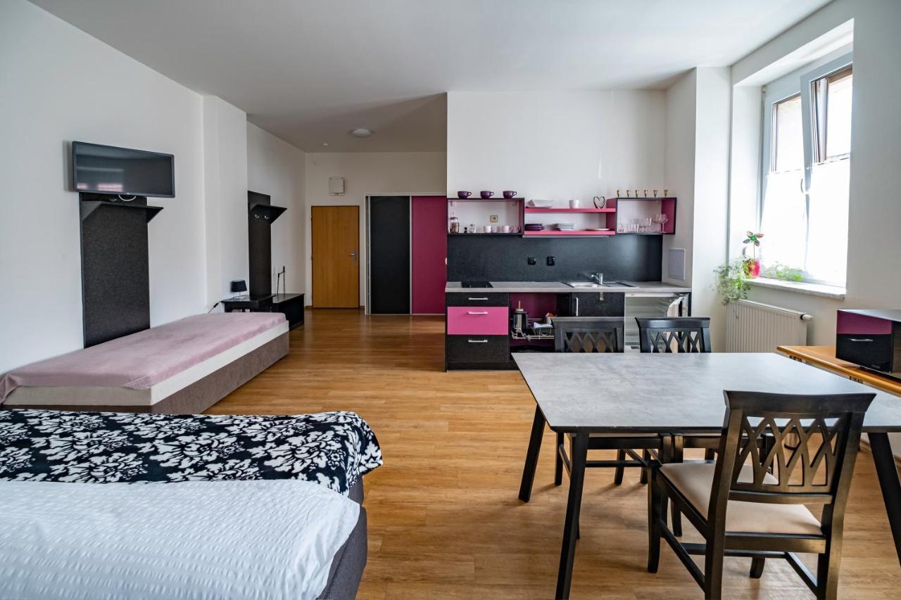 Apartmany Gulliver Mikulov Luaran gambar