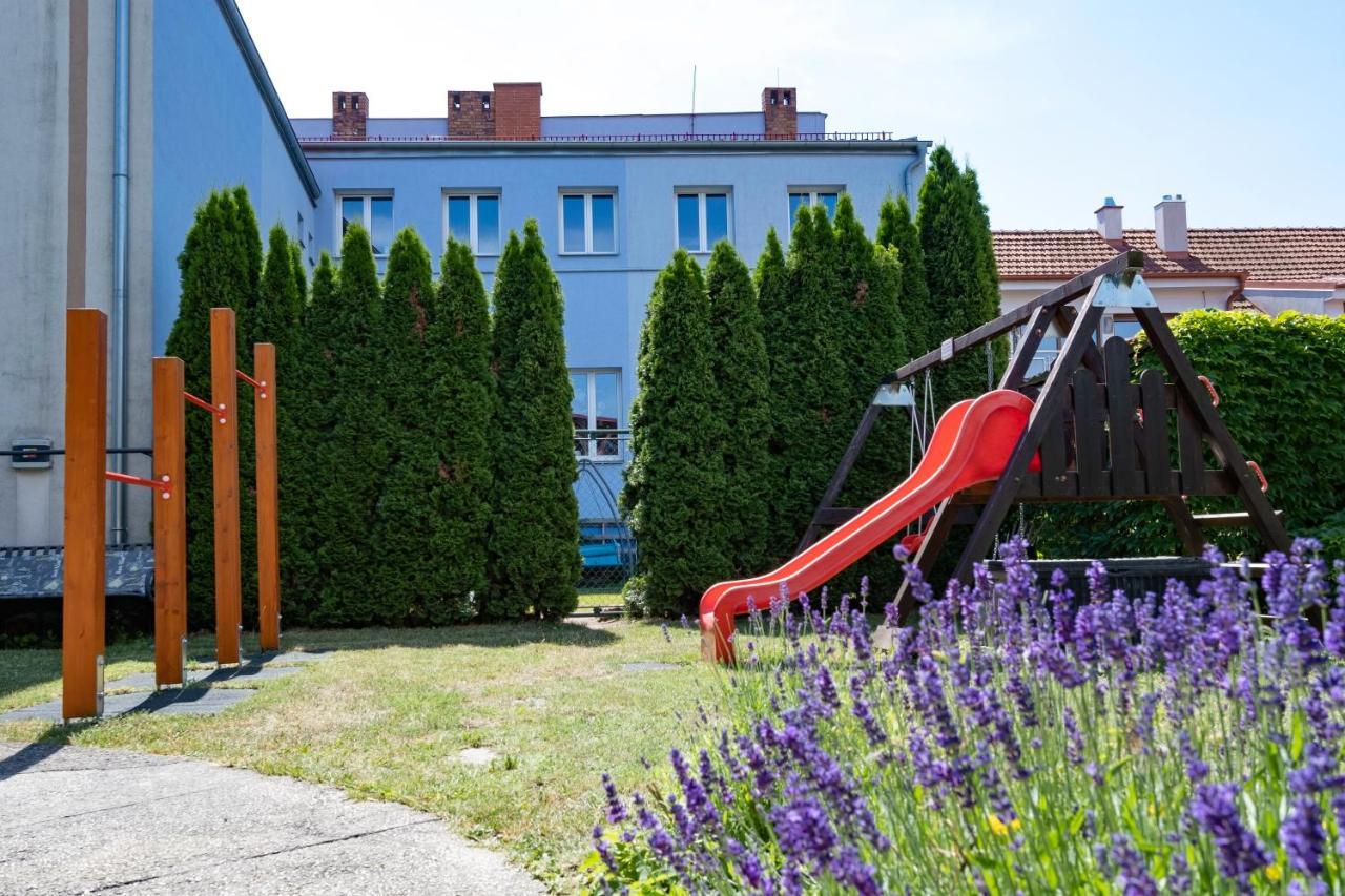 Apartmany Gulliver Mikulov Luaran gambar