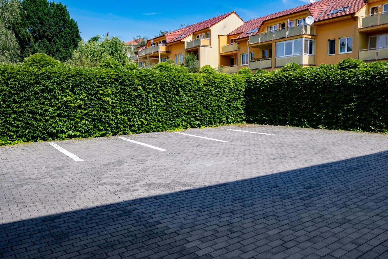 Apartmany Gulliver Mikulov Luaran gambar
