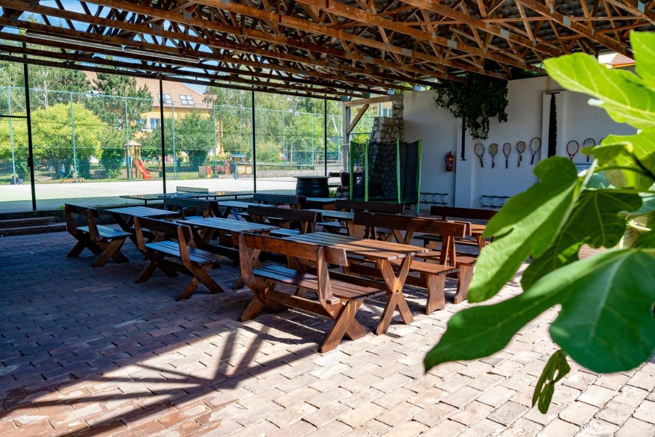 Apartmany Gulliver Mikulov Luaran gambar