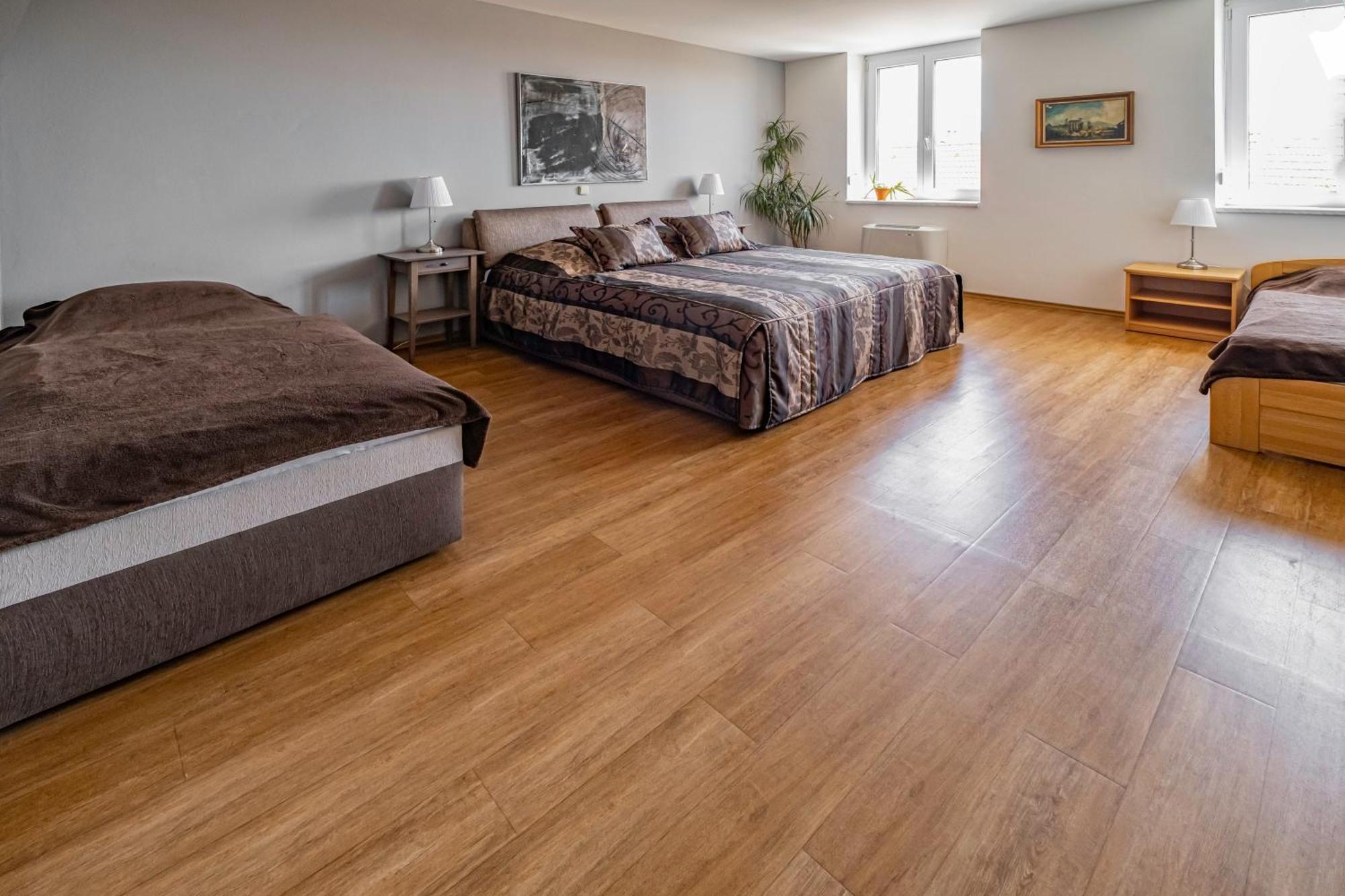 Apartmany Gulliver Mikulov Luaran gambar