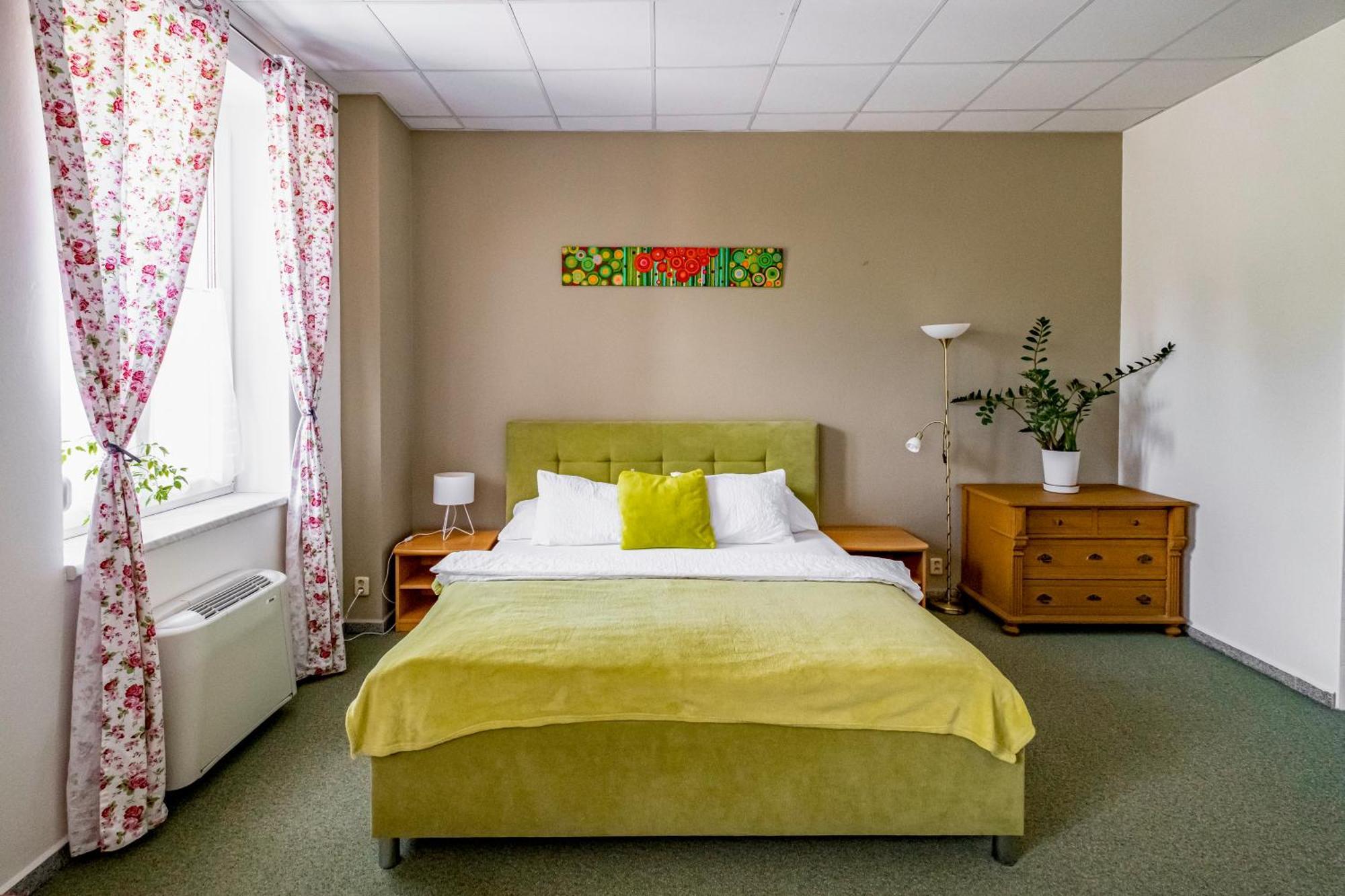 Apartmany Gulliver Mikulov Luaran gambar