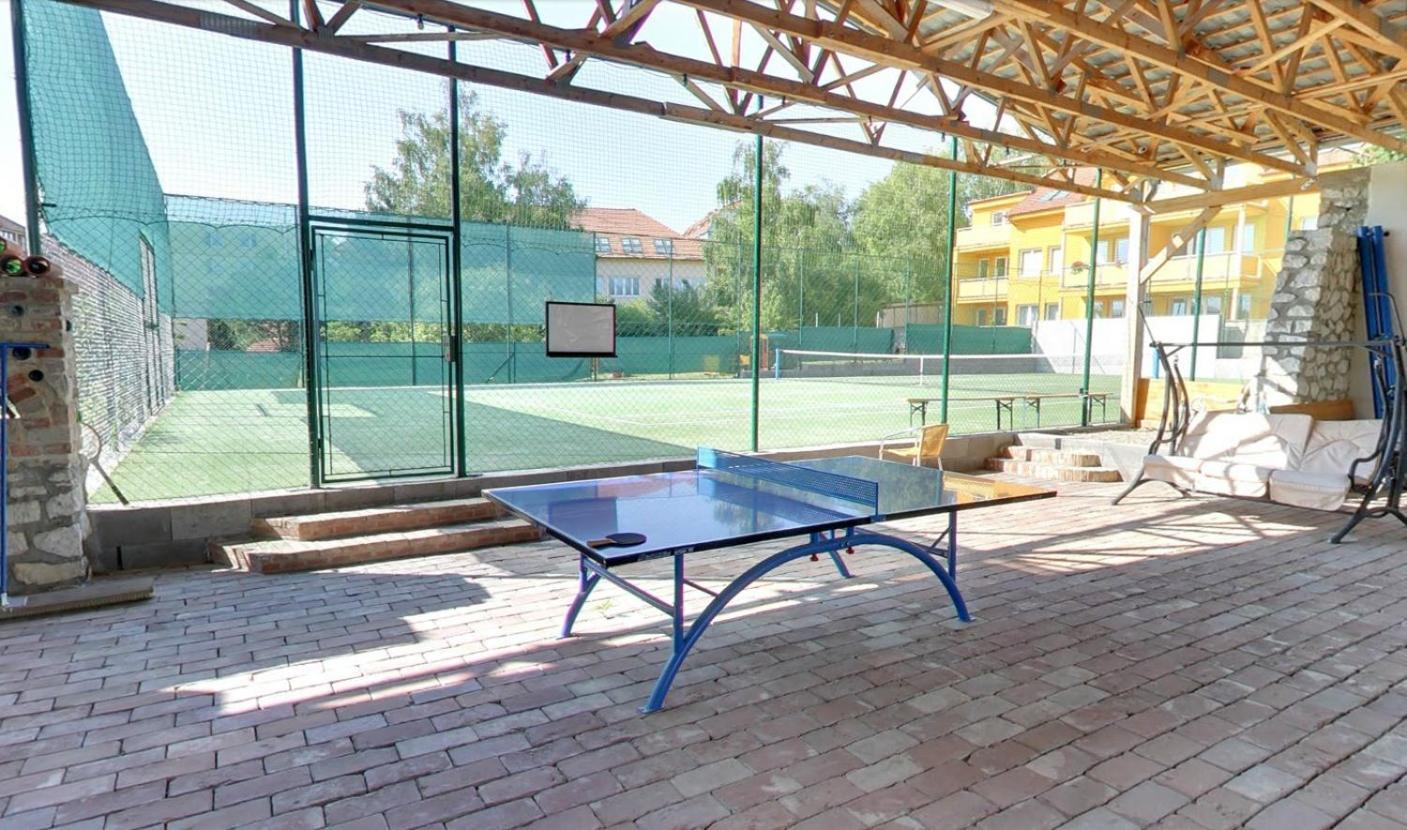 Apartmany Gulliver Mikulov Luaran gambar